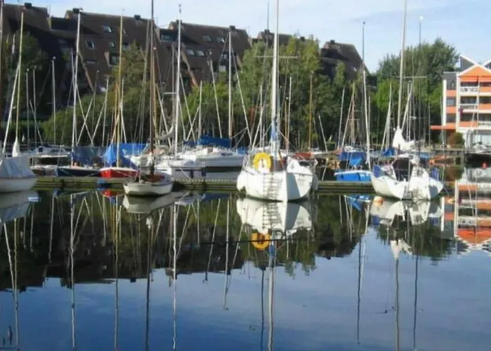 Moderne / City- U. Wasserlage Am Yachthafen Bad Zwischenahn